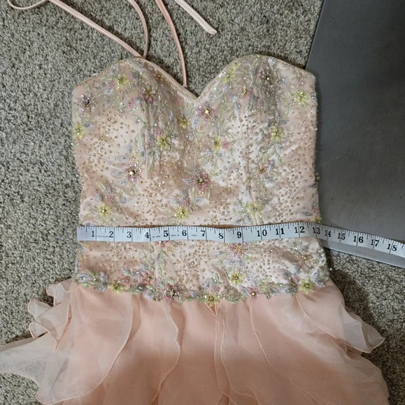 Sz 8 (fits 4 w/ corset Room) Mary's P3279 Peach Chiffon Ruffle Gown w Crystals - Picture 6 of 9